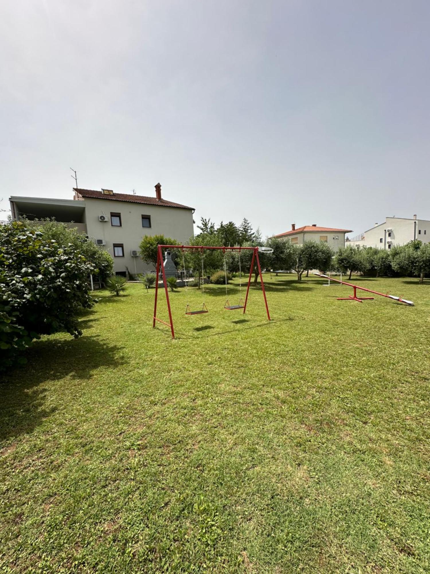 Apartment Karolina - Green Oasis Pula Luaran gambar
